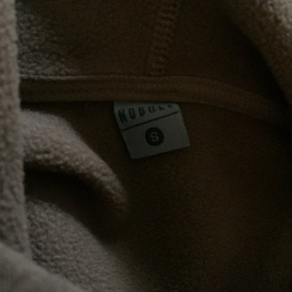 NOBULL Performance Pullover Hoodie - Picture 8 of 9